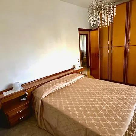 Apartman S325 - Sirolo, Quadrilocale In Centro Con Giardino E Posto Auto Sirolo